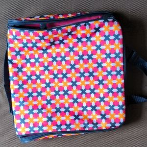 NWOT travel cosmetic bag